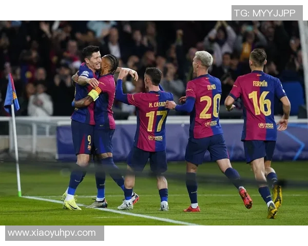 球星赛前高强度足球训练全景揭秘展现力量技巧与团队协作魅力