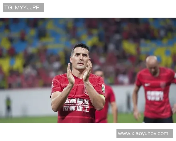 现役足球球星抽烟背后的真实故事与运动员自律困境分析